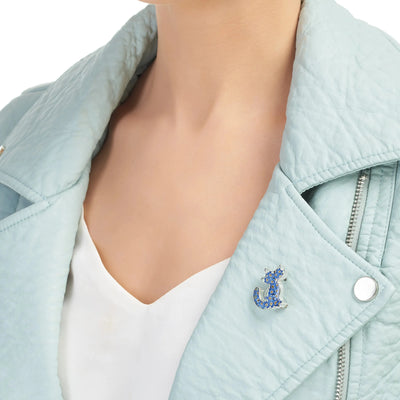 Forget-Me-Not Cat Brooch – Handmade with Real Flowers