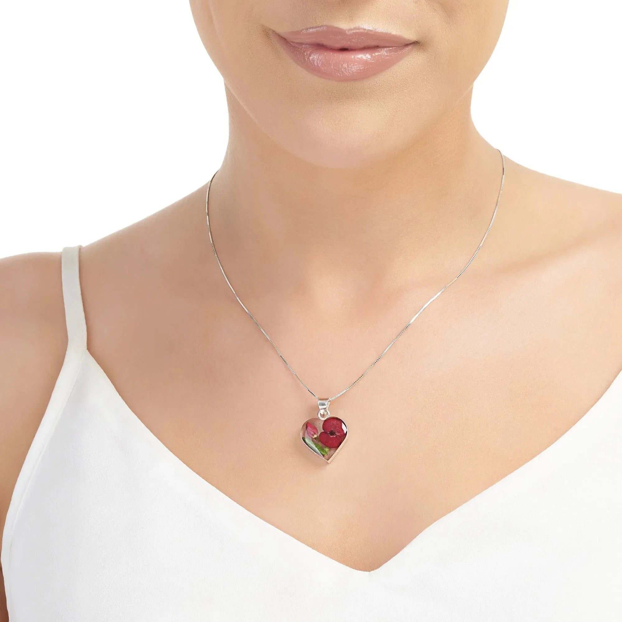 Collier pendentif cœur avec rose miniature et coquelicot | Fait main avec de vraies fleurs